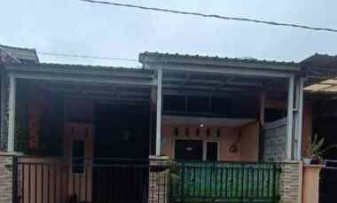 dijual rumah pudakpayung