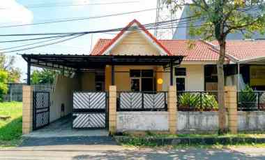 Dijual Rumah Mewah Jalan Boulevard Pulogebang Kirana Jakarta Timur