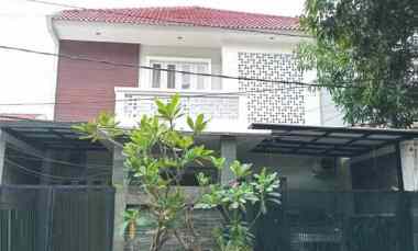 Rumah SHM 2 lantai Pulogebang Kirana Luas 10x20 200meter Cakung