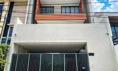 dijual rumah pulomas