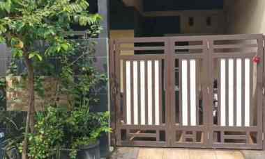 dijual rumah puri cendana blok a15 no