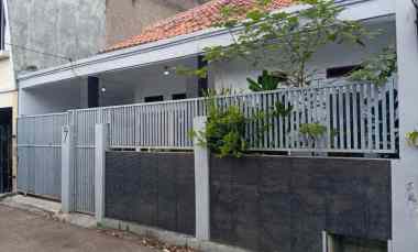 dijual rumah puri cipageran