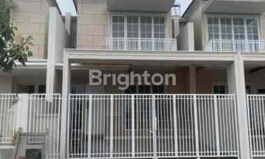 Puri Galaxy Cluster Ternyaman 2 Lantai Siap Huni dekat Merr