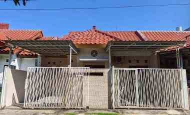 dijual rumah puri surya jaya