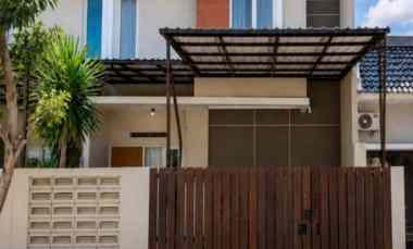 dijual rumah puri surya jaya