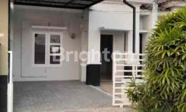 dijual rumah purimas