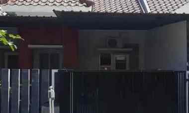Rumah 1,5 Lantai Hadap Selatan Purimas Regency dekat UPN Rungkut, MERR