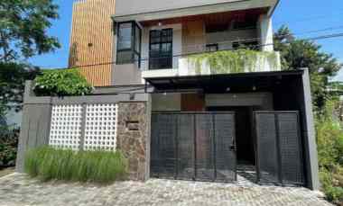 dijual rumah purwo martani kalasan