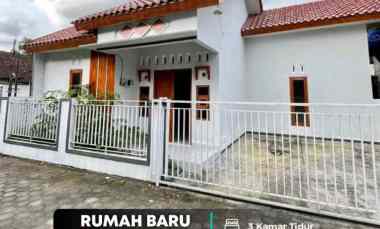 dijual rumah purwomartani