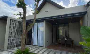 dijual rumah purwomartani kec kalasan
