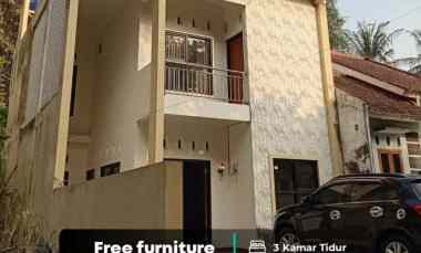 dijual rumah puskesmas seyegan