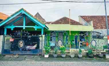 Rumah Dijual di Putat Gede Barat Sukomanunggal Surabaya Barat