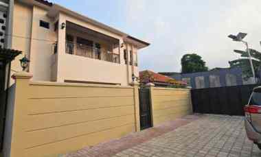 dijual rumah radio dalam