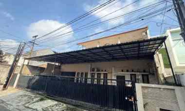 Investasi 2 in 1 Rumah Tinggal Sekaligus Kost di Radio dalam