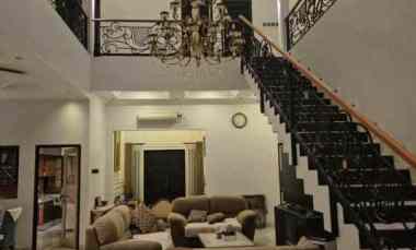 dijual rumah raffles hills cibubur