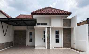 dijual rumah rangkapan jaya baru