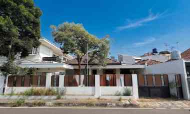 Dijual Rumah Rapi dan Siap Huni Menteng Jakarta Pusat