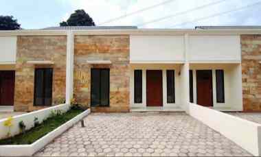 dijual rumah raudhoh residence