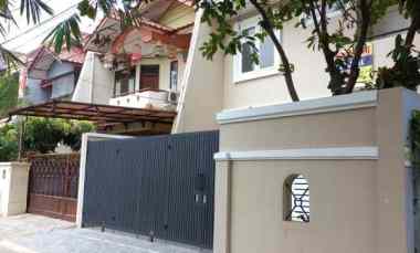 Rumah Baru 2 Lantai Clasik Mewah Murah di Duren Sawit Jakarta Timur