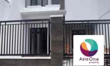 dijual rumah rawamangun