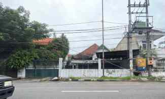 Rumah Second Tengah Kota Surabaya Cocok untuk Komersial