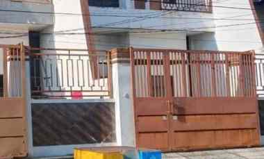 dijual rumah raya kutisari