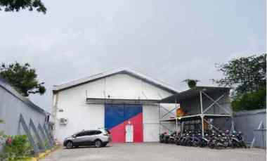 dijual rumah raya lidah wetan