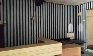 dijual rumah raya manyar