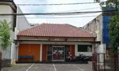dijual rumah raya pucang anom
