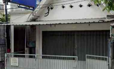 Rumah Luas 160 m2 Nol Jalan Raya Simokerto Cocok untuk Segala Usaha