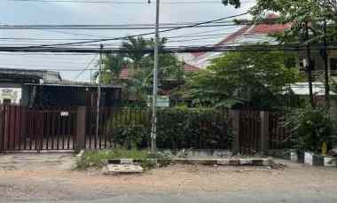 dijual rumah raya tenggilis mejoyo