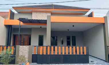 dijual rumah rewwin waru