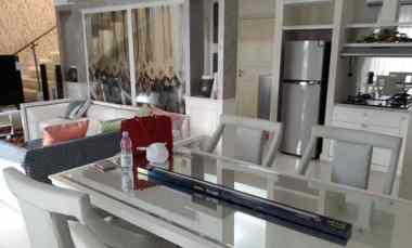 dijual rumah rivierra mansion waterplace