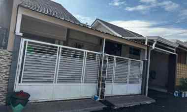 dijual rumah royal buntaran