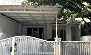 dijual rumah royal residence