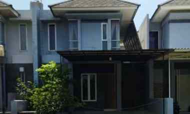 dijual rumah royal residence