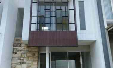dijual rumah royal residence