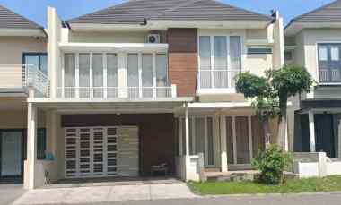 dijual rumah royal residence