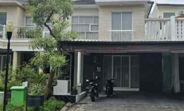 dijual rumah royal residence cluster