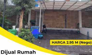 dijual rumah royal residence wiyung