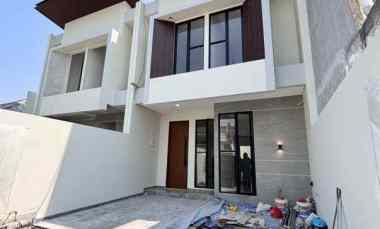 Rumah Dijual di Rumah Darmo Baru Barat