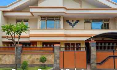 dijual rumah rumah darmo permai selatan