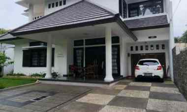 dijual rumah rumah dekat gedung sate