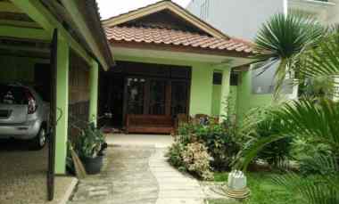 Rumah Duren Sawit Komplek IKIP LT 320 m2, Jual Cpt Plg Murah