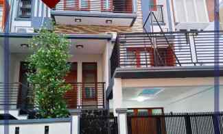 Rumah Mewah 4 Lantai di Palmerah Residence, Palmerah, Jakarta Barat