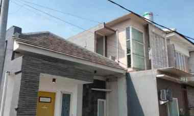 dijual rumah rungkut