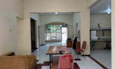 dijual rumah rungkut