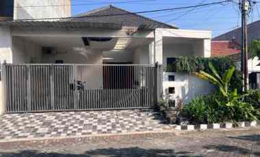 dijual rumah rungkut