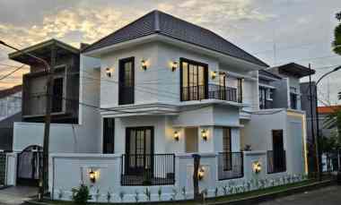 dijual rumah rungkut