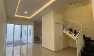 dijual rumah rungkut asri